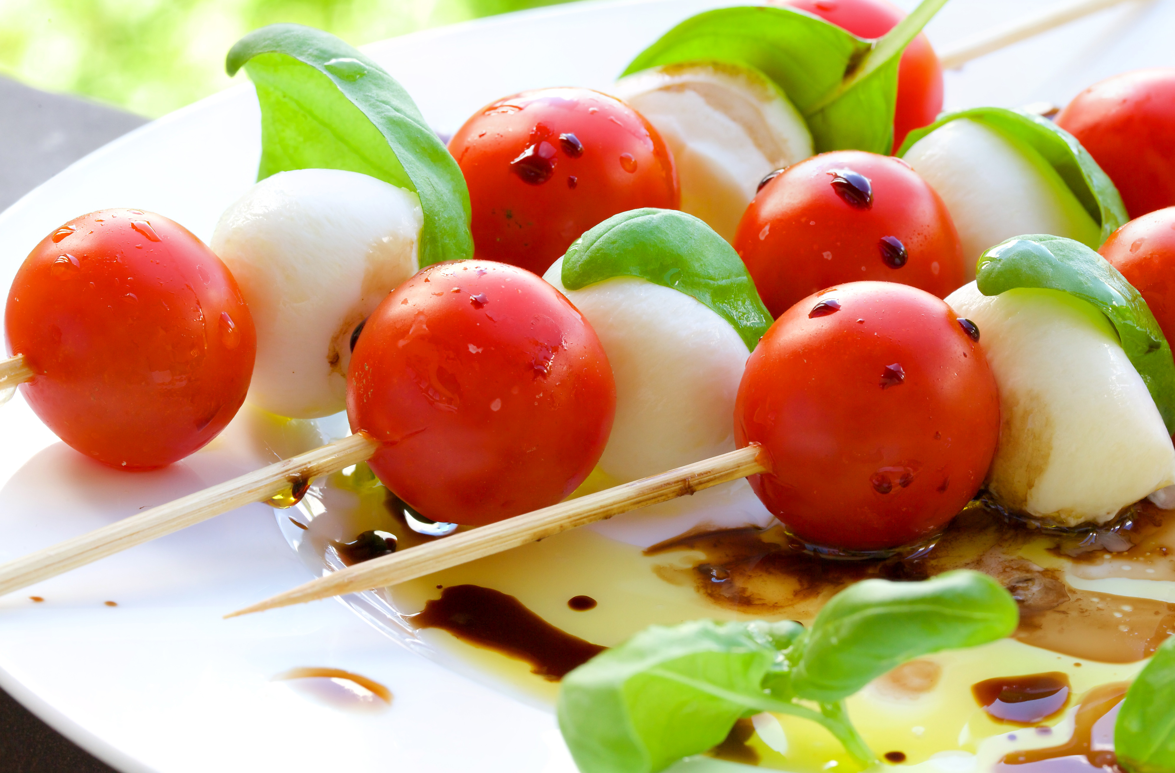 Cherry Tomato & Bocconcini Kabob Recipe